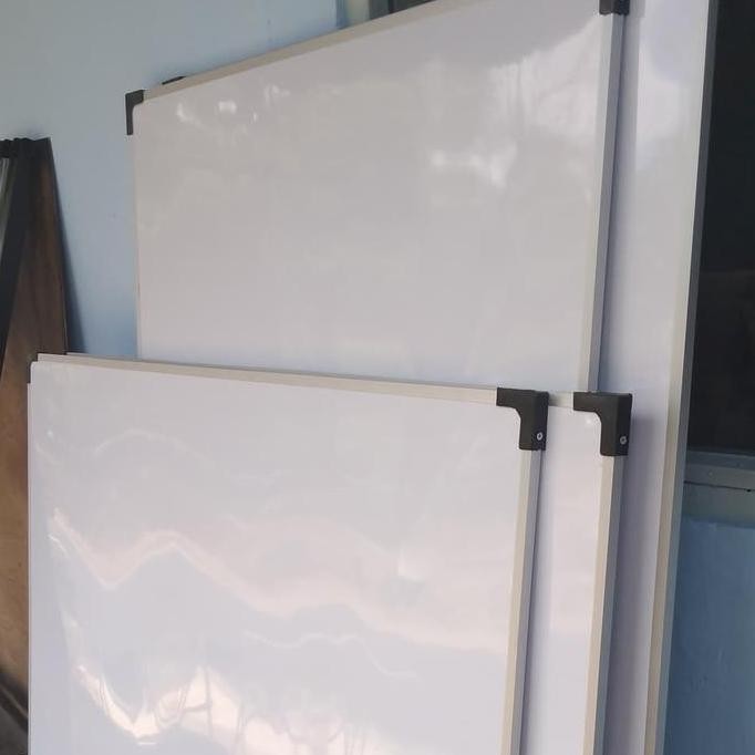 

White Board Magnetik 90 120 Cm Gantung New Stok