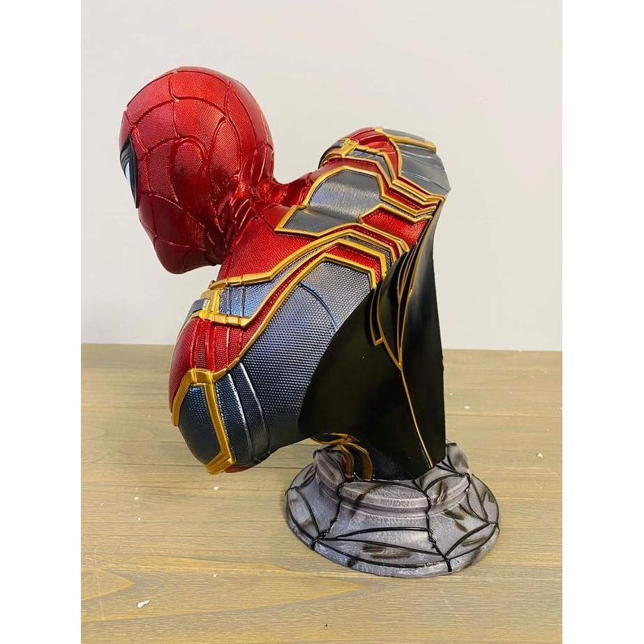 Statue Iron Spider Man 1:2 Bust (Life Size) Comic Book & Manga Collectible Figurines Dewasa Resin