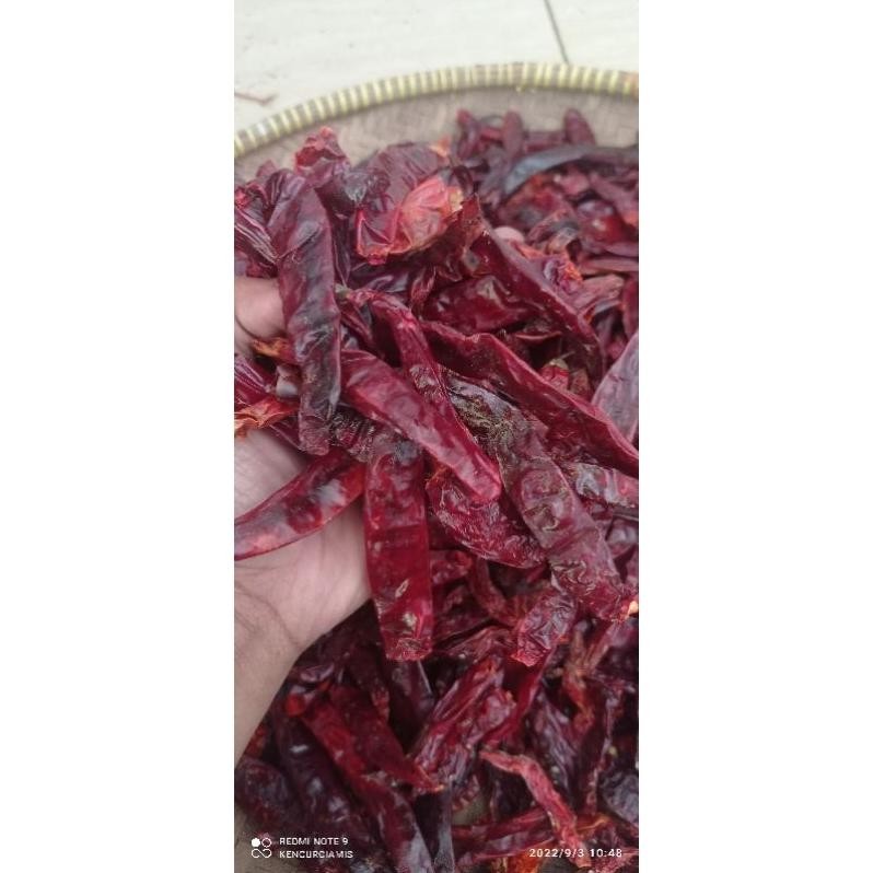 

Simplicity ( Cabe Super 1.Kg ) Cabe Merah Besar Super Kering Tanpa Tangkai Kualitas Bagus