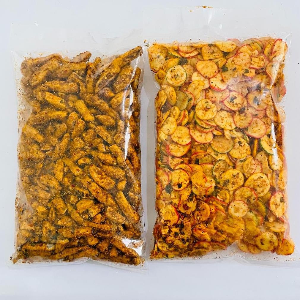 

Paket Hemat Beli 1 Dapat 2 Produk Berbeda Basreng Pedas Dan Keripik Lainnya 500Gr+500Gr