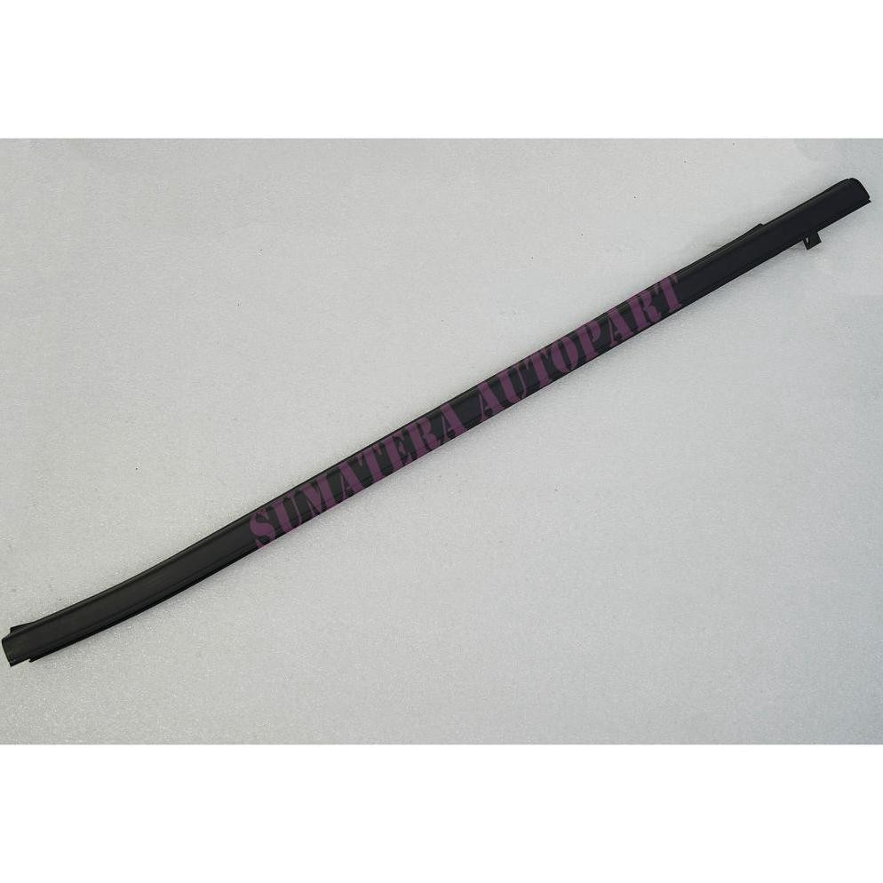 Karet Kaca Mobil Pelipit Wheather Strip Karet Kaca Pintu Luar Depan Belakang Kanan Kiri Mobil Honda 
