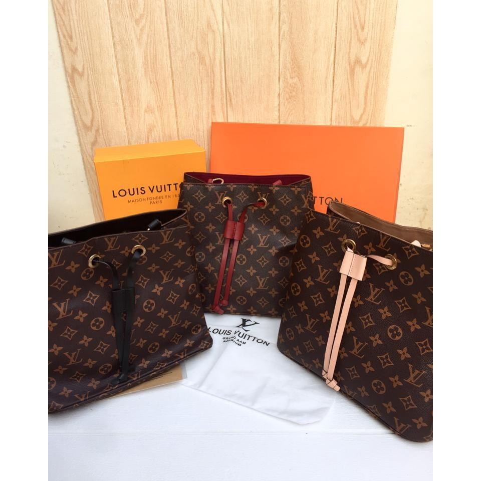 Tas Serut Nagita Lv Neo Free Pouch