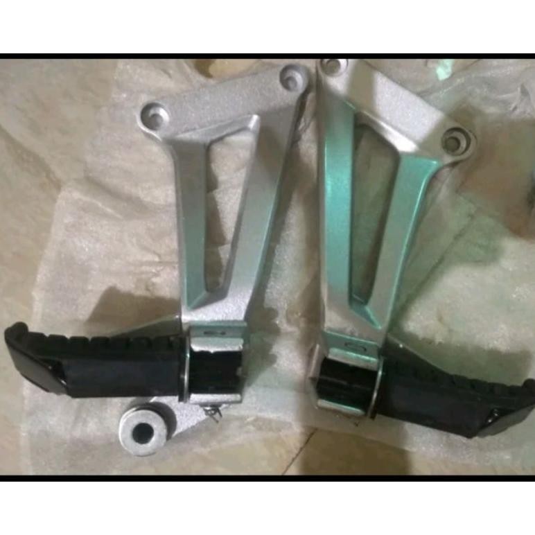 footstep belakang cbr 150 old thailand poastep cbr old pustap postep cbr 150r cocok modif cb gl dll