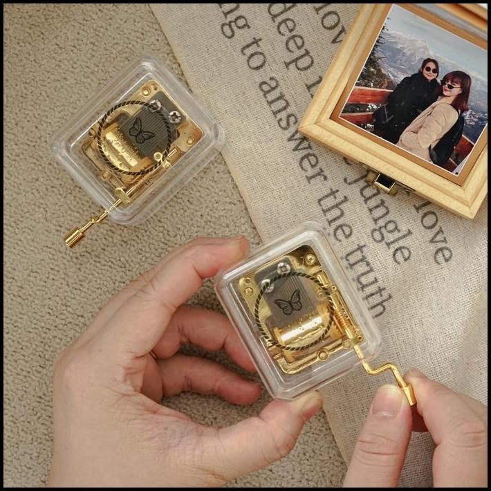 Built a Box - Music Box/Kotak Music Putar Akrilik