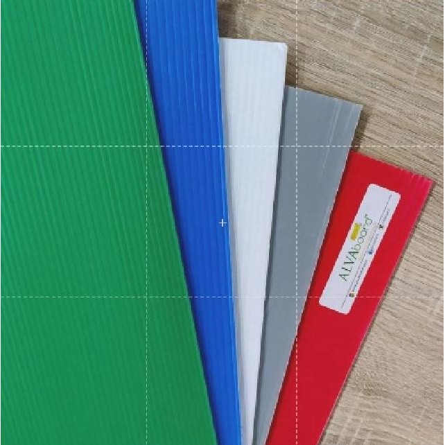 

new !!! Infraboard / Alvaboard Berbagai Warna Ukuran 500 x 750 mm / Papan Plas