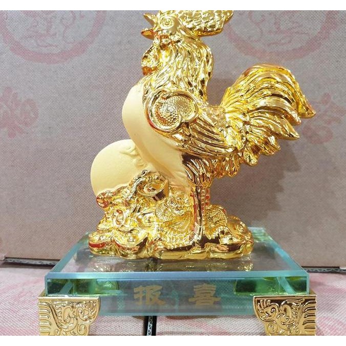 Patung Emas Gold Shio Ayam 12 Cm Doff Imlek Kaca Resin Rejeki Hoki