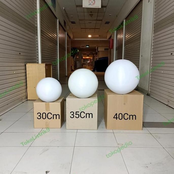 LAMPU TAMAN BULAT POLYTHELINE/ POLYTHYLENE/POLYTELEN DIAMETER 40CM