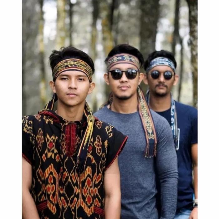 AV ikat kepala tenun/Syal tenun/Tenun etnik dayak,toraja,kalimantan