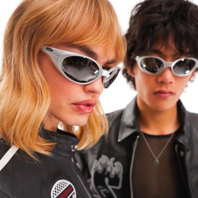 OAKLEY EYE JACKET REDUX PRIZM LENSE - SILVER ORIGINAL DAN TERPERCAYA