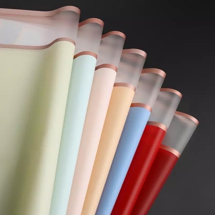 

Bis [5 Lembar] Kertas Cellophane Buket Bunga [Double Gold Frame] Flower Wrapping Paper Celophane / Chellophane Murah Untuk Snack