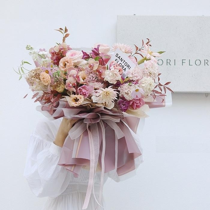 

Bis [Cod] Homey - (5 Lembar) - Fl27 Tepi Kertas Bunga Paper Buket Motif Lis Gold Pinggir Transparant Florist Cellophane Wrapping