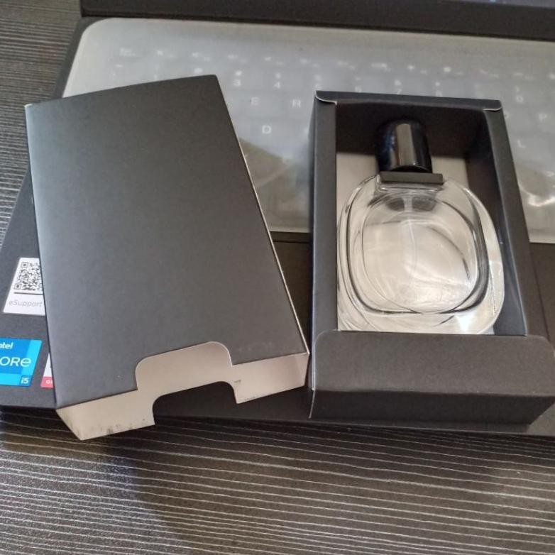 

Box Sliding Botol Diptyque 30 ml 10 x 5,9 x 2,5 cm polos isi 10 pcs Nugi