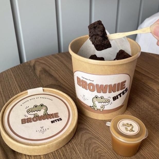 

BROWNIES BITES PREMIUM GRATIS TOPPING SALTED CARAMEL Nugi