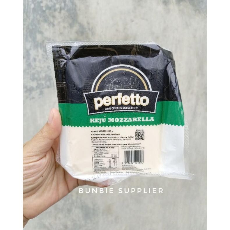 

Keju Mozarella Mozzarella Mozarela Mozzarela PERFETTO 250gram Nugi