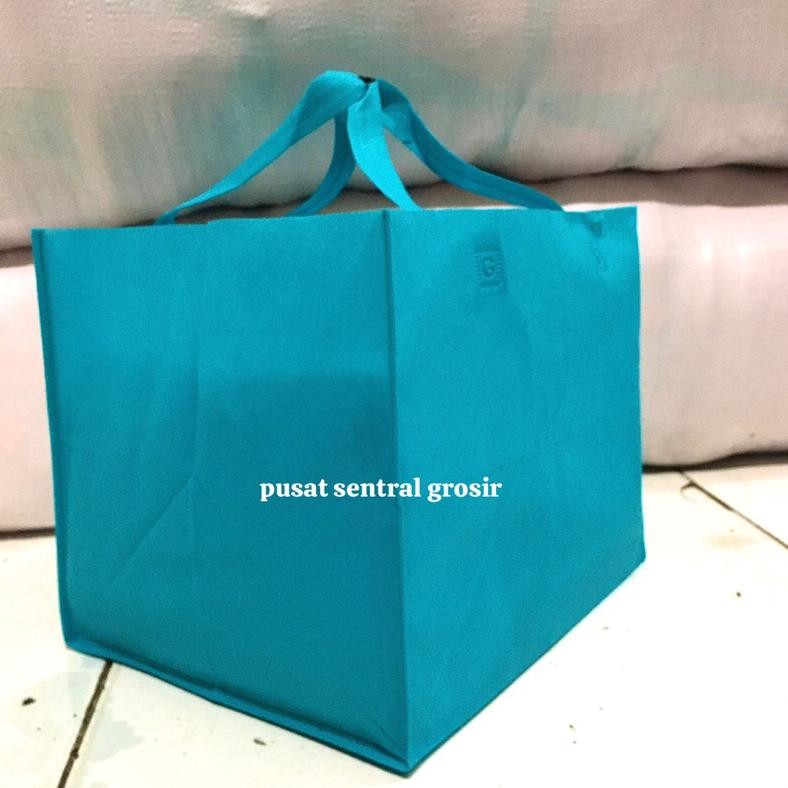 

Goodie Bag Tas Spunbond Kotak Jahit 32x27x26 Box Nasi Dus Kue isi 12pcs Nugi