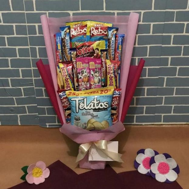 

P030 (READY STOCK) BISA KIRIM DI HARI YANG SAMA -BOUQUET SNACK / BUCKET SNACK / BUKET MAKANAN / SNACK BUKET- Nugi