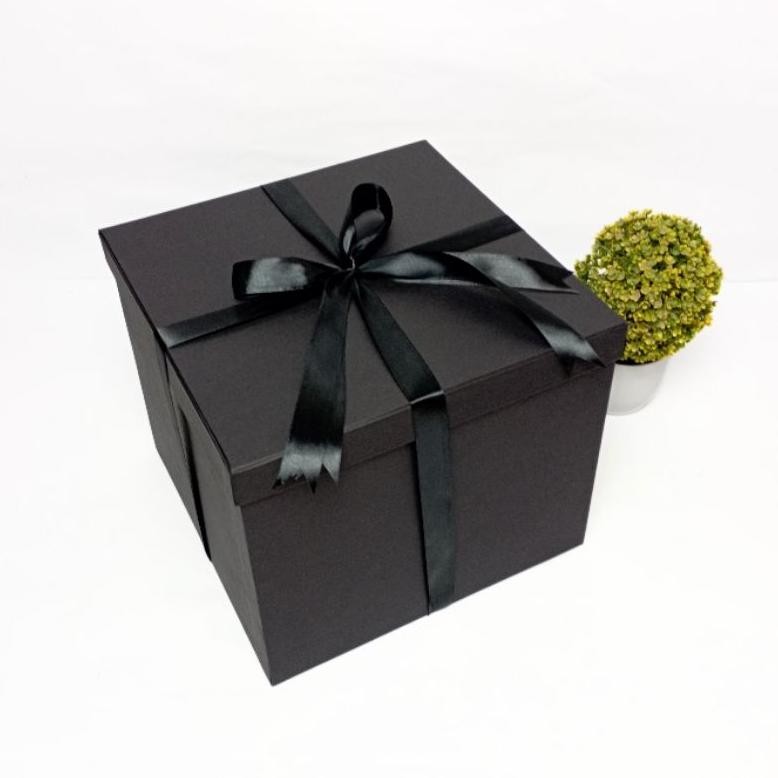 

Kotak Kado Jumbo [303025 Cm] / Box Kado Tutup Lepas Nugi