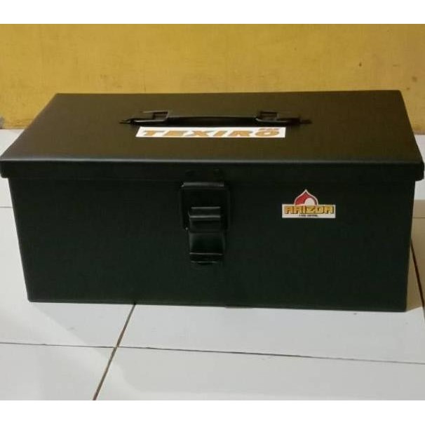 Tool box besi kotak perkakas besi