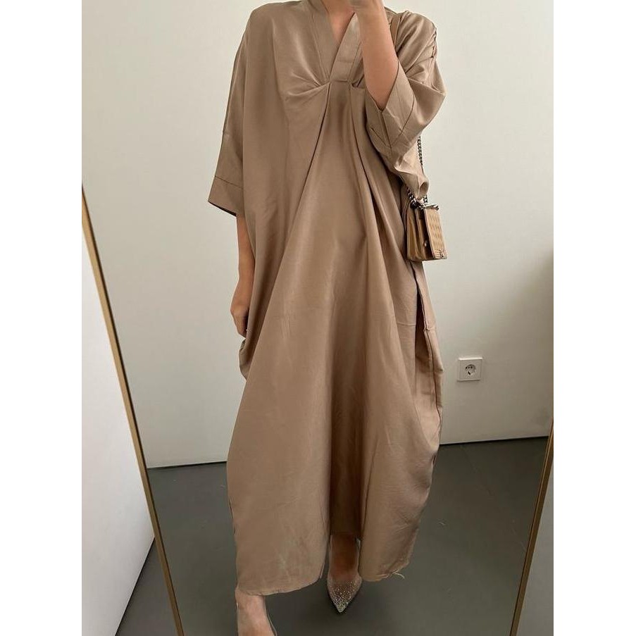 KAVANA KAFTAN - KAFTAN WANITA - KAFTAN SILK PREMIUM - KAFTAN LEBARAN - KAFTAN PREMIUM Fit Formal Kon
