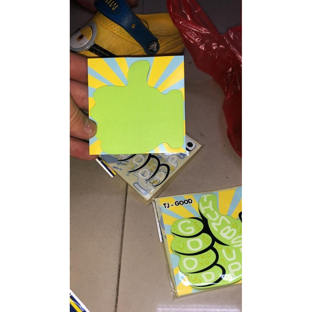 

+++++] label tj good isi 50 lembar sticky notes jempol good