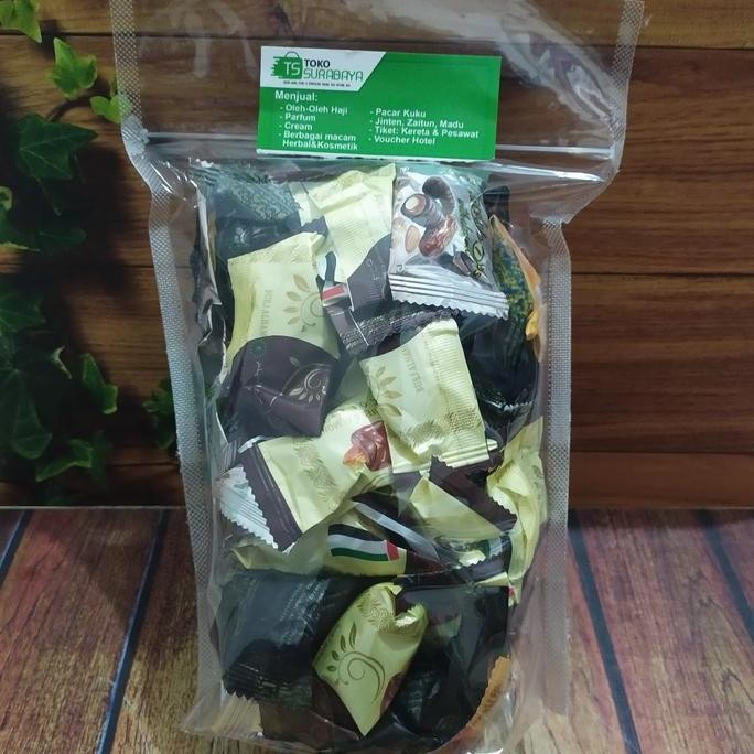 

Cokelat Isi Kurma Dan Almond Oleh Oleh Haji 1000Gr 1Kg