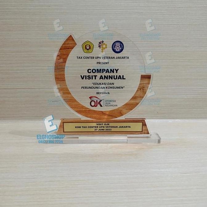 Baru Plakat Akrilik Custom uk. 20x20 tebal 8mm/Piala Custom/Plakat Akrilik