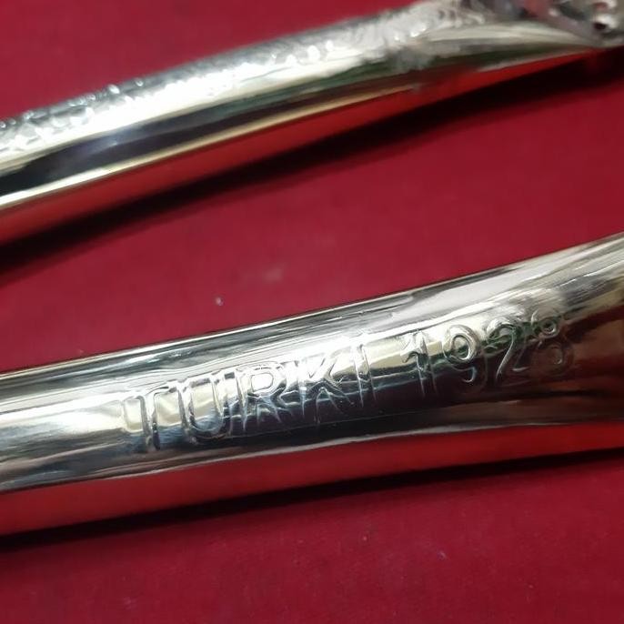 Baru  Barang Antik Madat candu tengkorak 7 kemasan kuningan Turki 1928