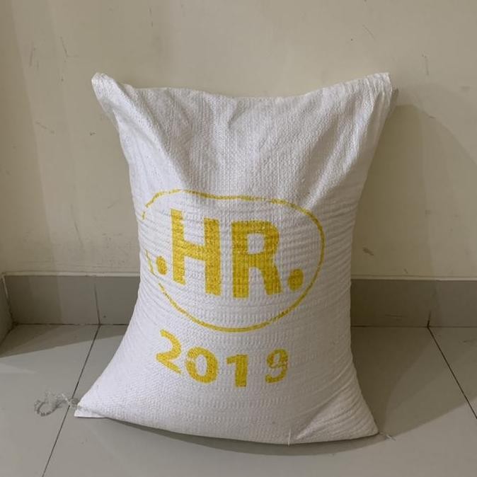 

Kacang Hijau Kupas 1 Karung Sak Ball 25 Kg #Gratisongkir