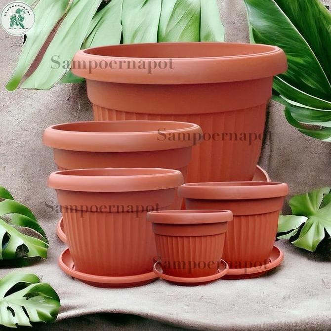 

Baru Pot Bunga Plastik Claris Florence Merah Bata + Tatakan Bawah Dekorasi Rumah