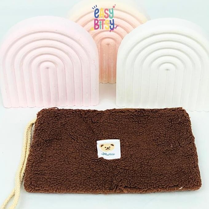 

Baru Easy Bitsy Pencil Case Bulu Anna | Tempat Pensil Lucu Karakter Lembut