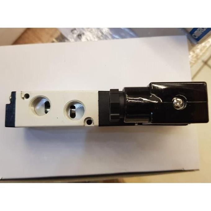 Airtac Pneumatic Solenoid Valve 4V210-08 / 4V210 08 220V