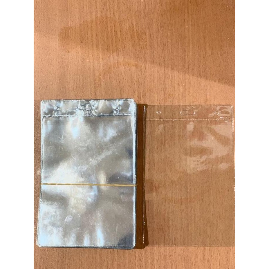 

New Plastik Panitia ID ukuran 11x17 cm 1 pack isi 100 pcs