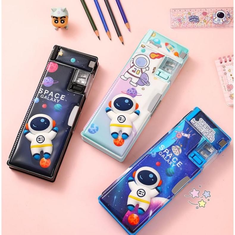 

Promo Kotak Pensil Magnet Astronot Astronaut Jumbo / Pencil Case Anak Laki-Laki Perempuan Fgs-3