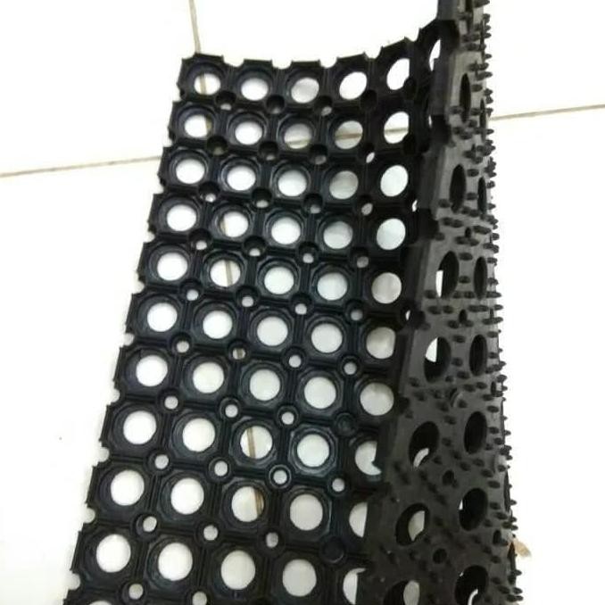 Keset Karpet Karet Hitam Bolong-Bolong Anti Slip Keset Kamar Mandi