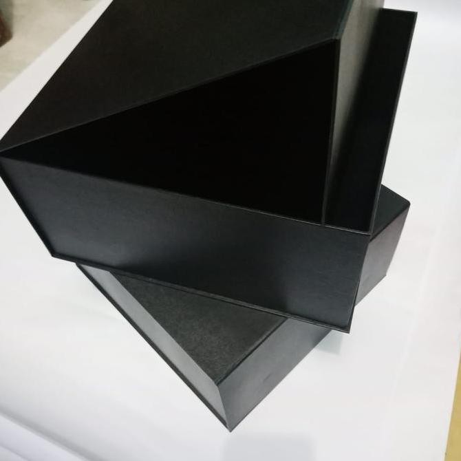 Box Magnet Ukuran 25X25X8