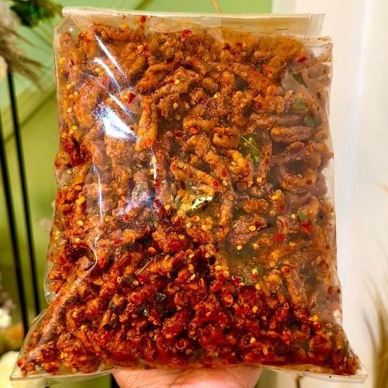 

Ready_Stock_Cod Keripik Usus Pedas Daun Jeruk 500Gr Khas Ngabret Th-23