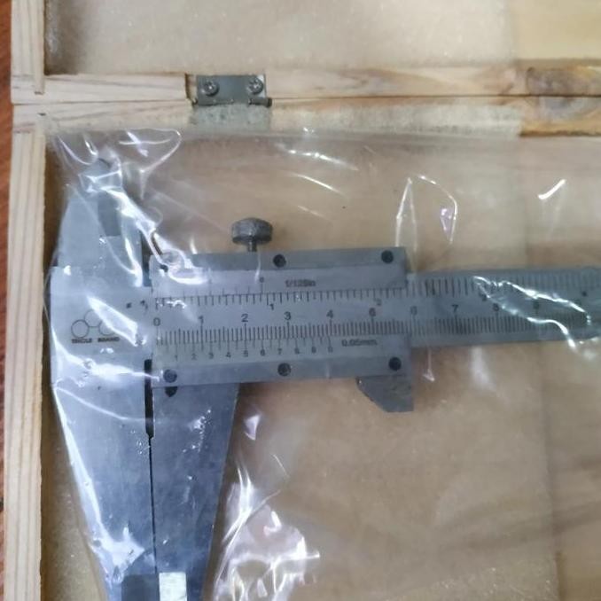 

Tricle Brand Vernier Caliper 12" - Sigmat Jangka Sorong 0 - 300 Mm
