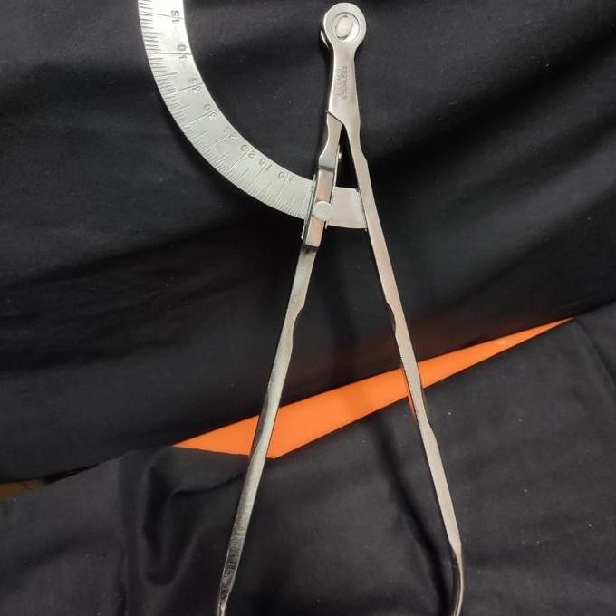 

Jangka Panggul / Pelvimeter