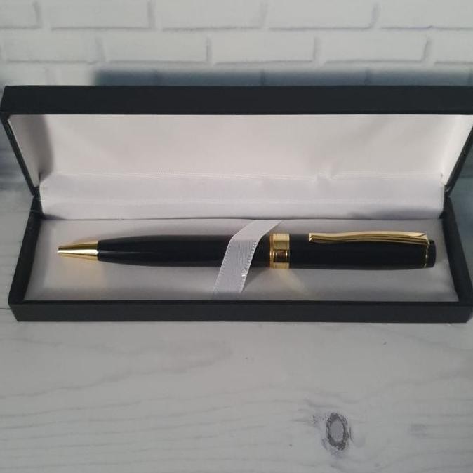 

Pulpen Promosi Metal Ballpoint F1 Hitam Glossy Klip Emas Free Grafir