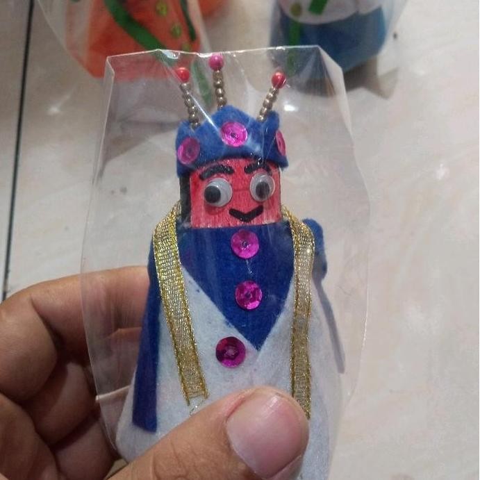 (Allthebest) Ondel Ondel dari Kok Mainan anak kerajinan prakarya Sekolah Pendidikan