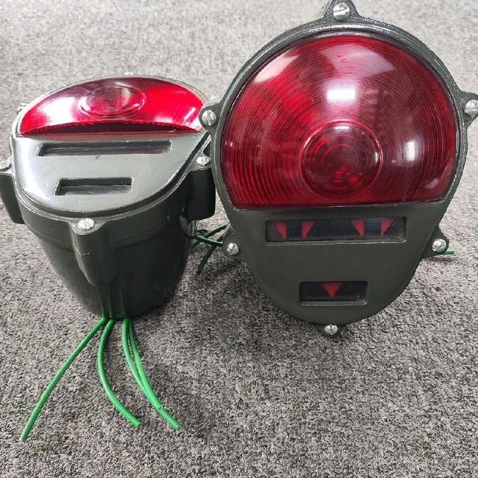 Lampu Tengkorak Belakang