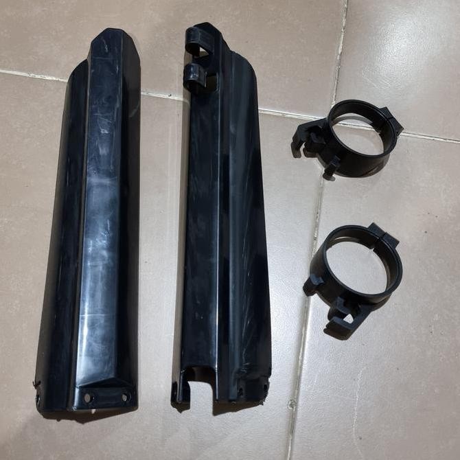 Promo Cover Forkguard Cincin guide usd shock depan Yamaha YZ 125 250 WR 250 COD