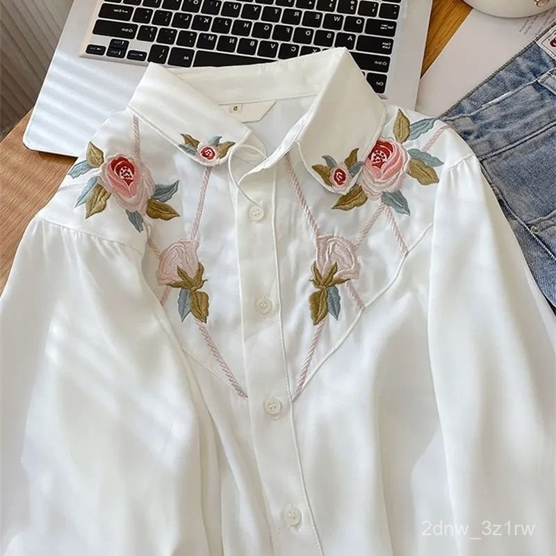 Blus Wanita Fashion Kerah Bordir Putih Motif Bunga