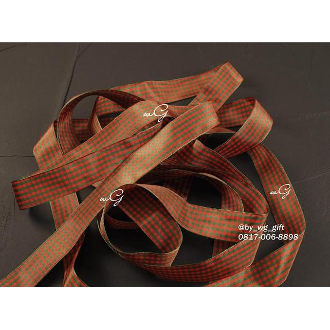 

Baru Pita Kain Kotak Hijau Merah List Gold Pita 2.5cm Natal & Parcel