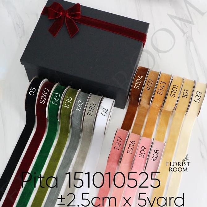 

Baru Pita Velvet Ribbon 2.5cm x 5 Yard Pita Beludru Elegan untuk Buket & Box