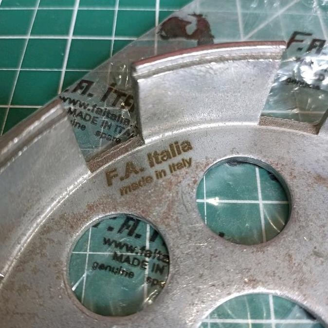 Rumah Mangkok Kopling Vespa Original FA Italia Per 6 Per 7 - Per 6 FA Italia