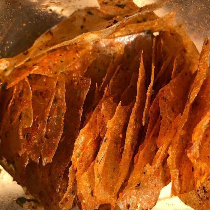 

CCF Keripik Kaca 1Kg/ Kripik Kaca 1 Kg / Kripca / Kripik Kaca Pedas Daun Jeruk