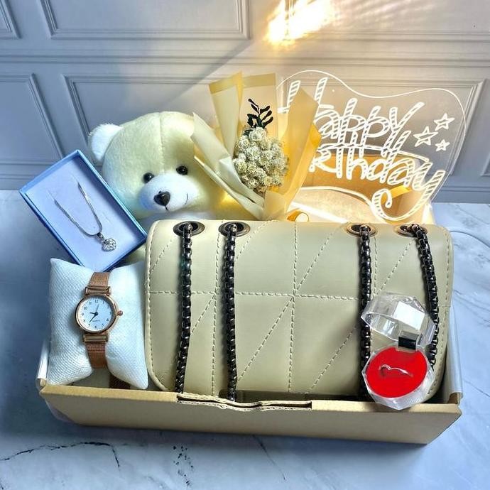 Ready Paket Hampers Ulang Tahun & Anniversary CK Kado Spesial Pesta dan Perayaan