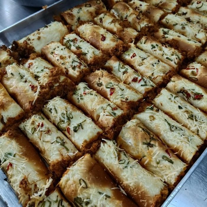 

Ccf Abon Gulung Pedas 1 Box - Makanan Ringan Khas Indonesia - Snack, Food Camilan Cemilan Kering