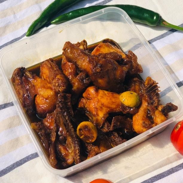 

Ayam Goreng Mentega / Ayam Cabe Hijau 1 Ekor Fresh Terbaru